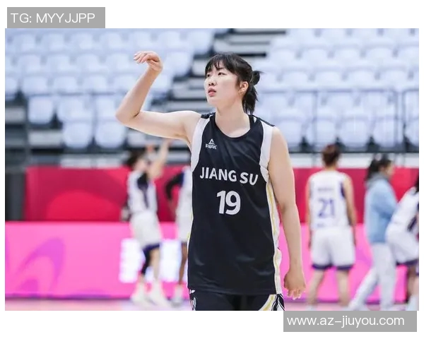 中国篮球之队祝福罗欣棫生日快乐愿你在时光中不断成长绽放光彩如棫树般挺拔