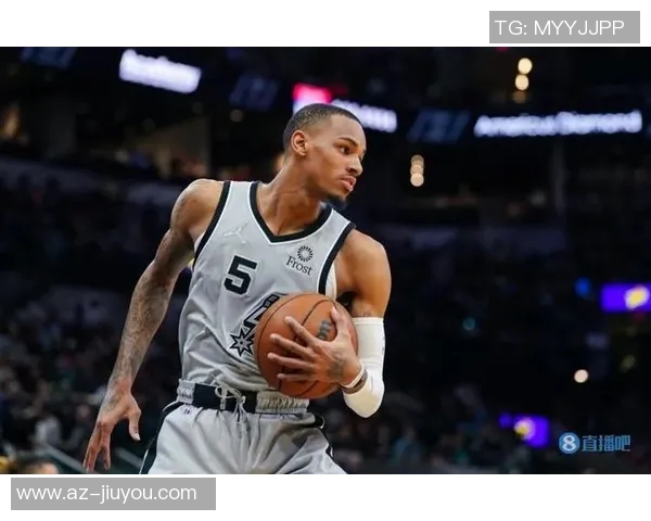 穆雷称赞瓦兰实力被低估认为其篮下表现稳定对抗能力强大