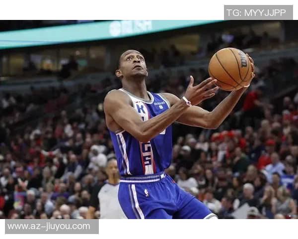 福克斯盛赞文班防守独特之处提升队友信心与进攻侵略性