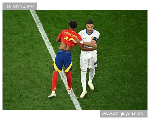 两位金球先生的传奇相遇2006年魔笛首秀梅西国家队首球回顾