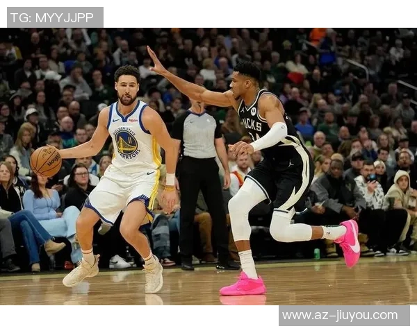 梅尔顿分享与库里搭档感受强调利用库里吸引防守的重要性